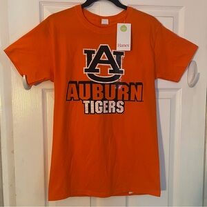 NWT Auburn Tiger NCAA SEC College T-shirt Size Small Unisex Hanes Football New